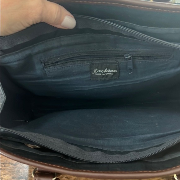 Dolce Vita Navy and Brown Textured Jackson Handbag - Picture 11 of 13